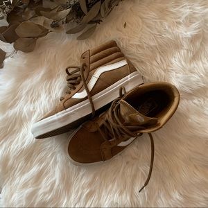 Vans Sk8-Hi in brown sugar suede